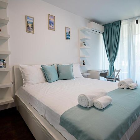 Stylish 1-Bd Apartment In St Constantine And Helena By Flat Mаnager سينتس قسطنطين وهيلينا المظهر الخارجي الصورة