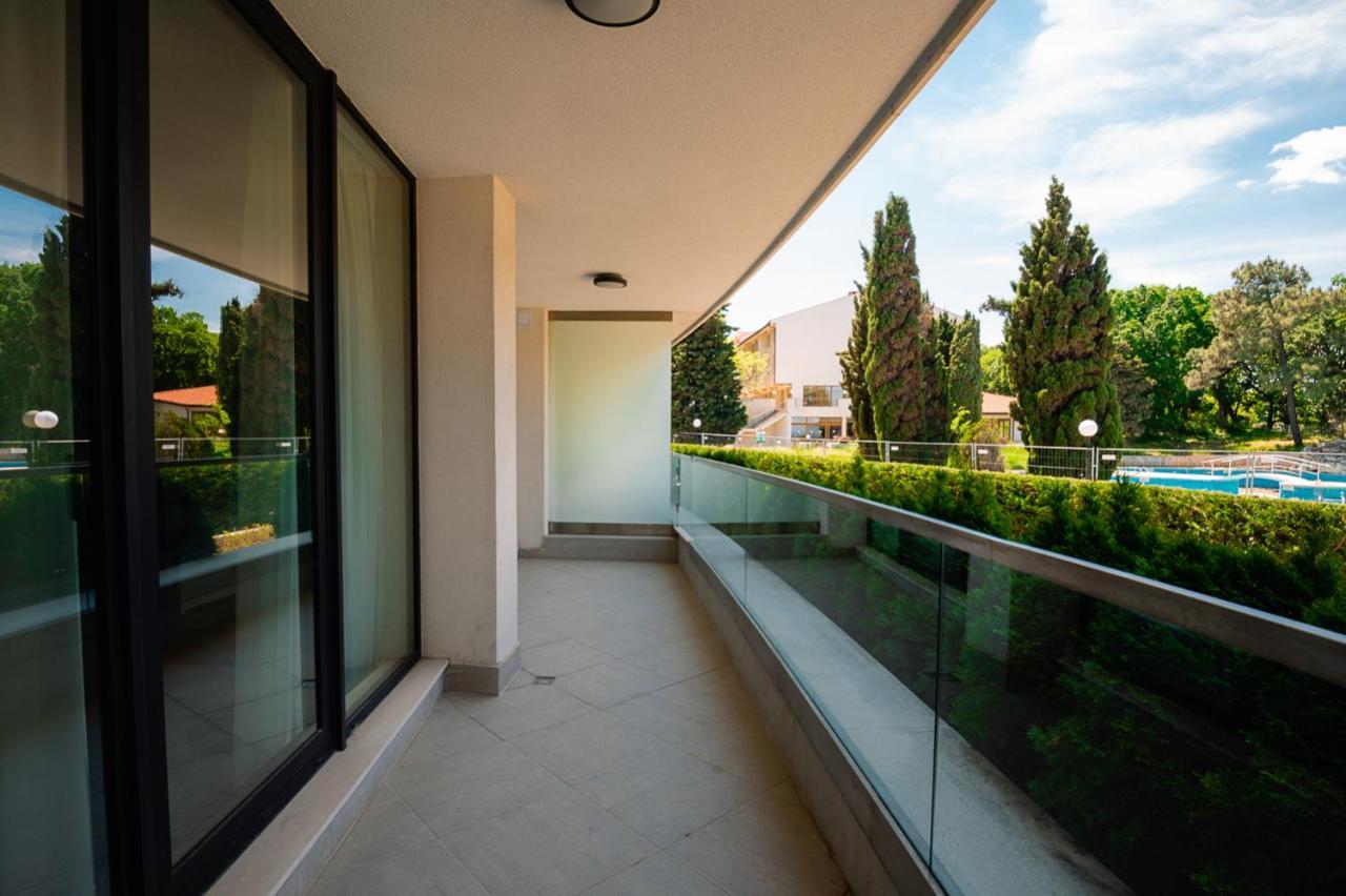 Stylish 1-Bd Apartment In St Constantine And Helena By Flat Mаnager سينتس قسطنطين وهيلينا المظهر الخارجي الصورة
