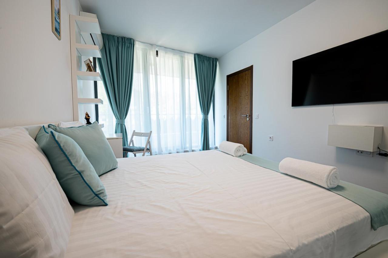 Stylish 1-Bd Apartment In St Constantine And Helena By Flat Mаnager سينتس قسطنطين وهيلينا المظهر الخارجي الصورة